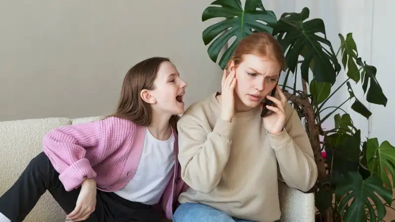 6 Cách giúp bố mẹ nuôi dưỡng mối quan hệ anh chị em tích cực