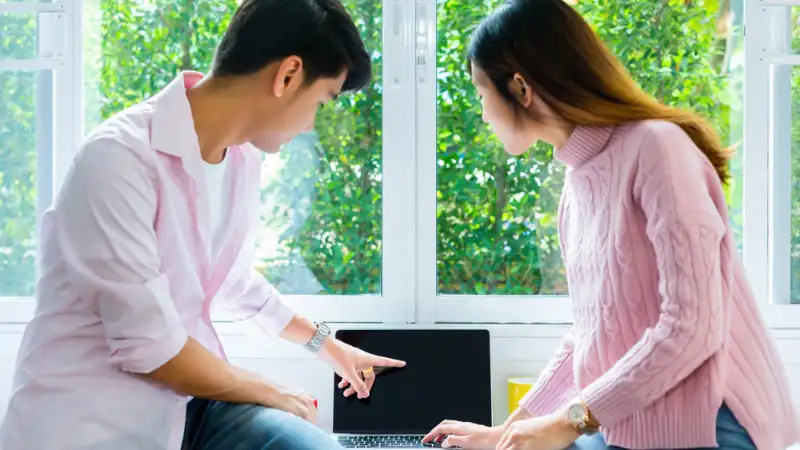 36 câu hỏi giúp bạn gần nhau hơn