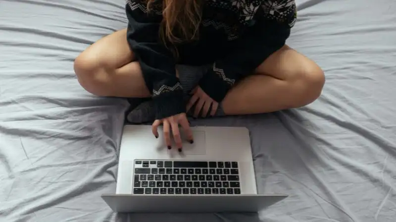 Phim khiêu dâm có thể phá hỏng đời sống tình dục của bạn như thế nào