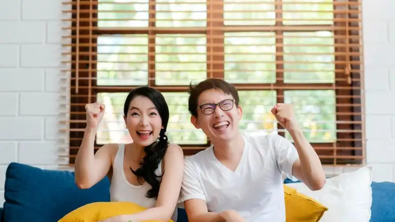 Tại sao các cặp đôi chuyển đến sống chung? Những lý do quan trọng