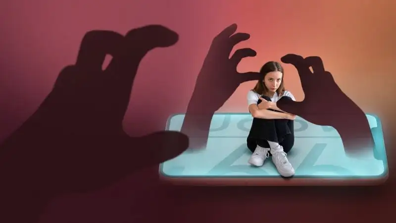 Làm thế nào để bảo vệ con bạn khỏi sự tiêu cực trên mạng xã hội