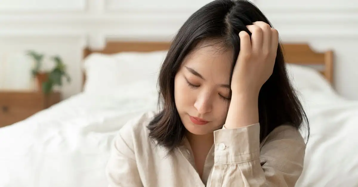 Tại sao bạn tỉnh giác lúc 3 giờ sáng và làm thế nào để ngủ lại?