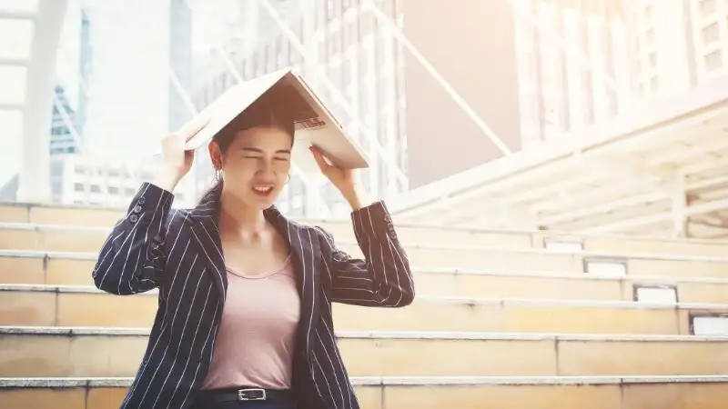 Nhận biết thời điểm để nghỉ việc: Dấu hiệu và chiến lược ra đi