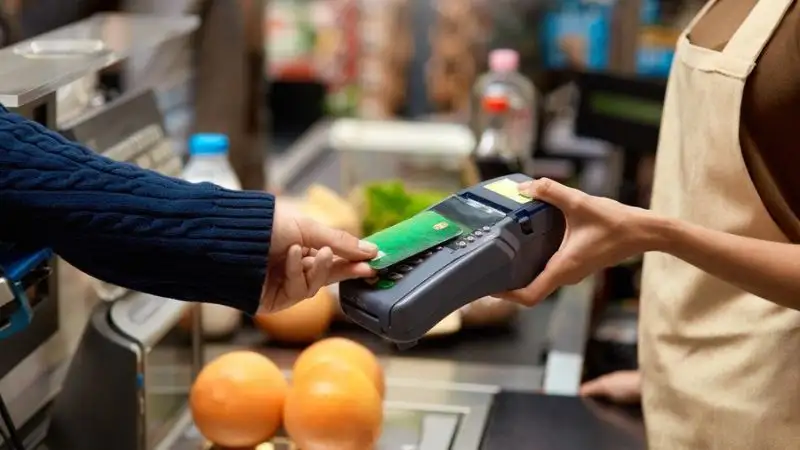Bắt buộc hóa đơn điện tử cho hộ kinh doanh từ 2026