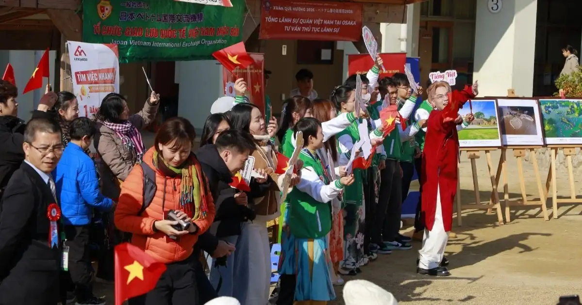 Triển lãm văn hóa Việt, chiếu phim “Mưa đỏ” tại Nhật Bản